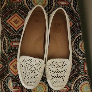 UGG White Loafers / Oxfords